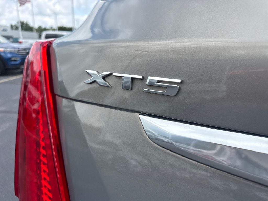 2018 Cadillac XT5 Base
