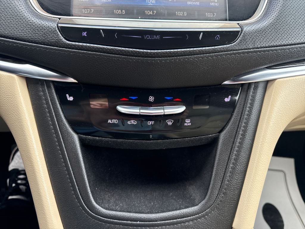 2018 Cadillac XT5 Base