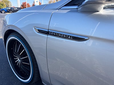 2017 Lincoln Continental Black Label