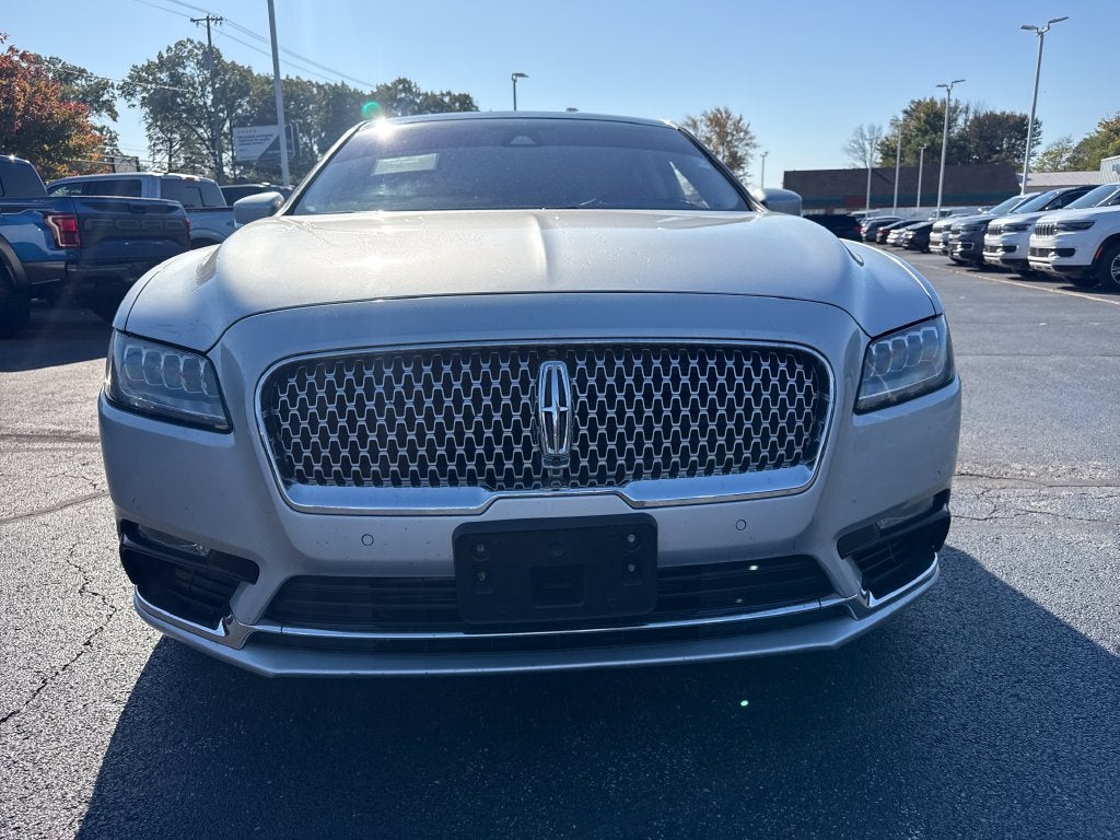 2017 Lincoln Continental Black Label