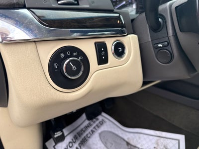 2014 Lincoln MKS Base