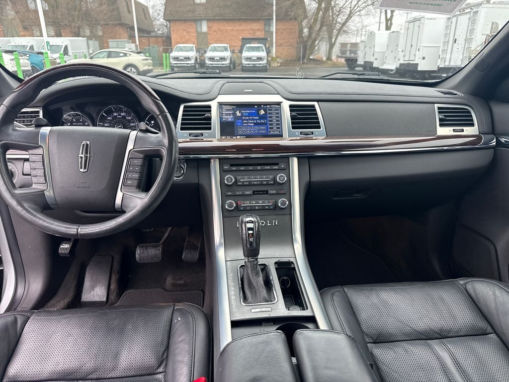 2011 Lincoln MKS Base