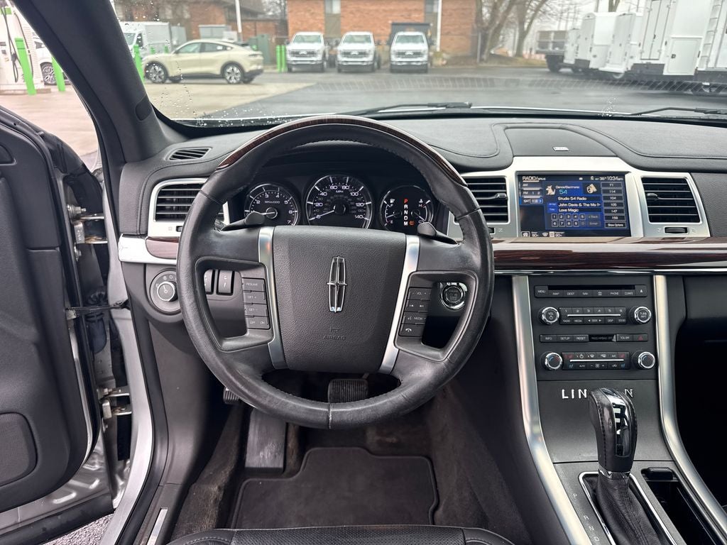 2011 Lincoln MKS Base