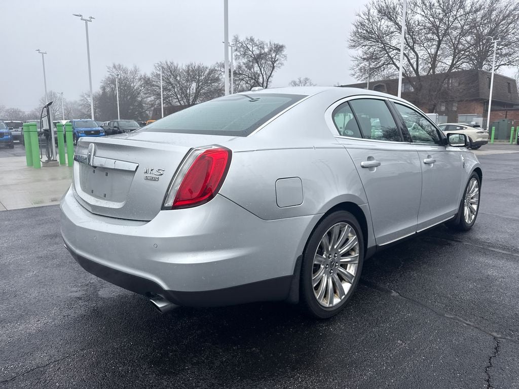 2011 Lincoln MKS Base