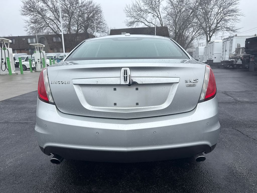 2011 Lincoln MKS Base