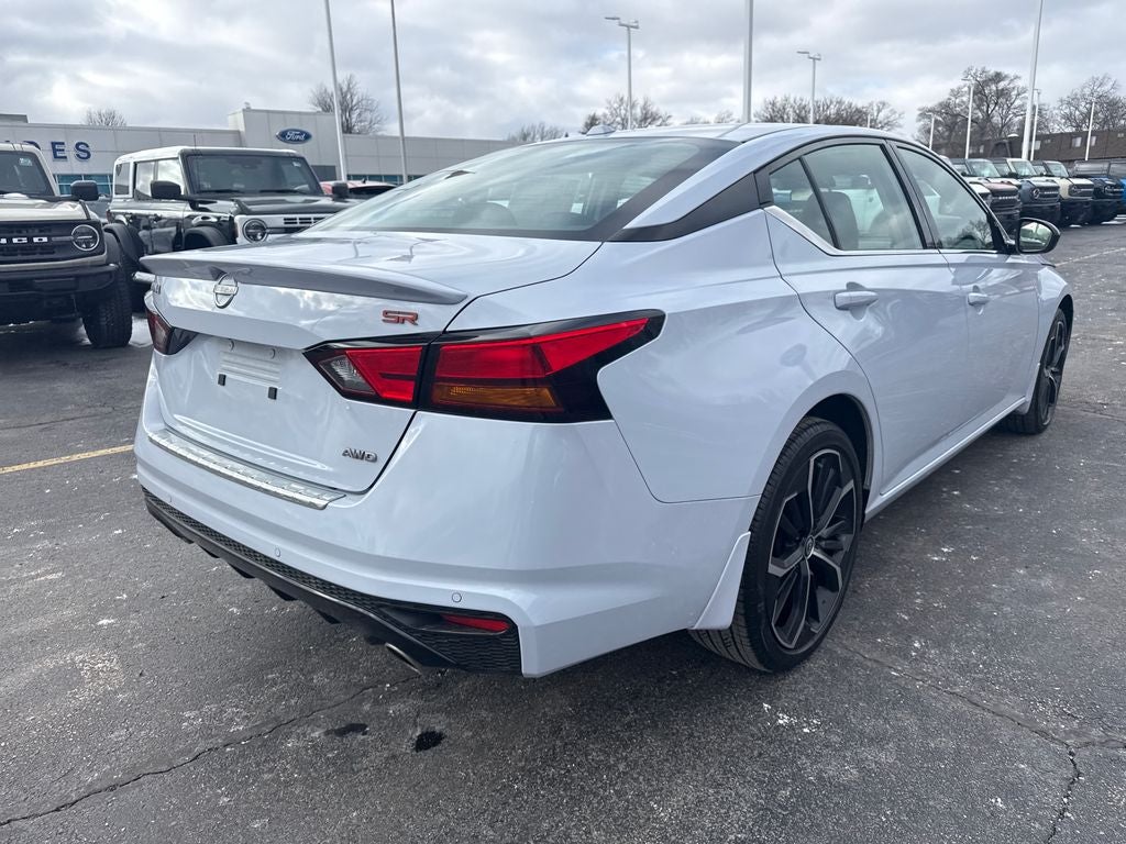 2023 Nissan Altima 2.5 SR