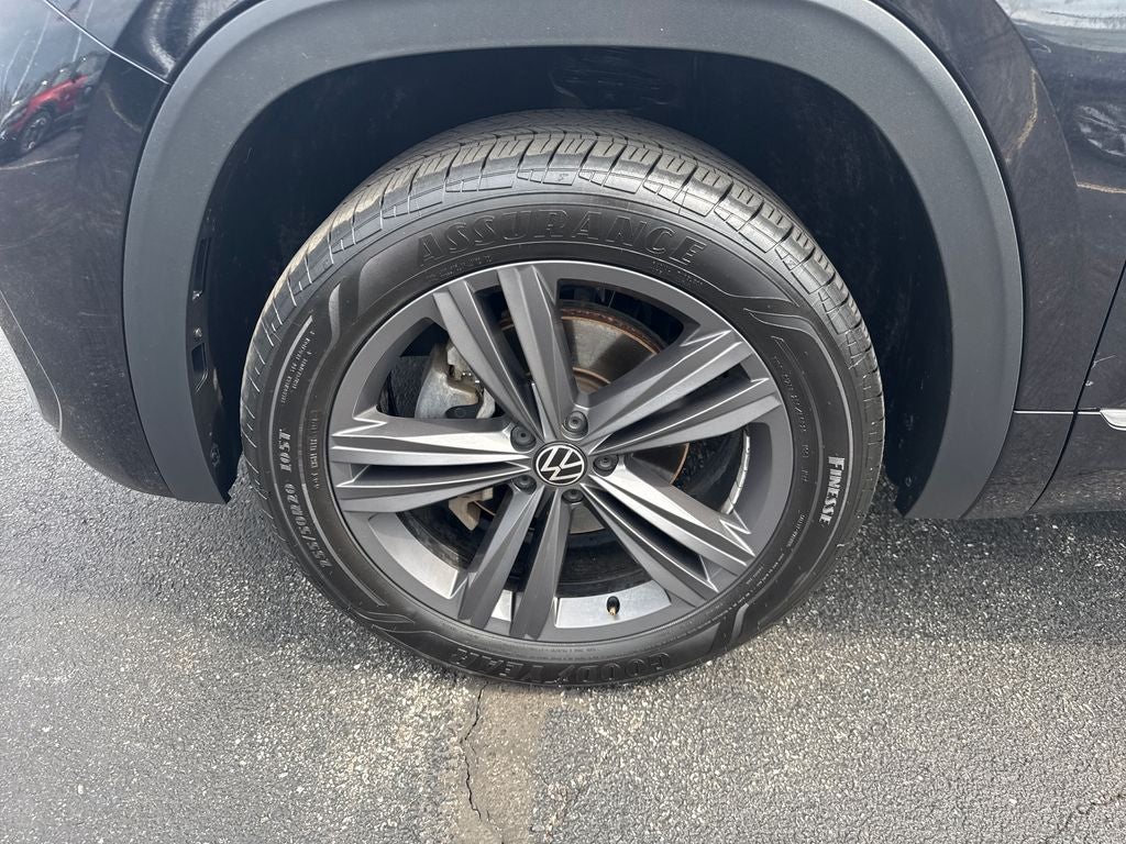 2021 Volkswagen Atlas Cross Sport 3.6L V6 SE w/Technology R-Line