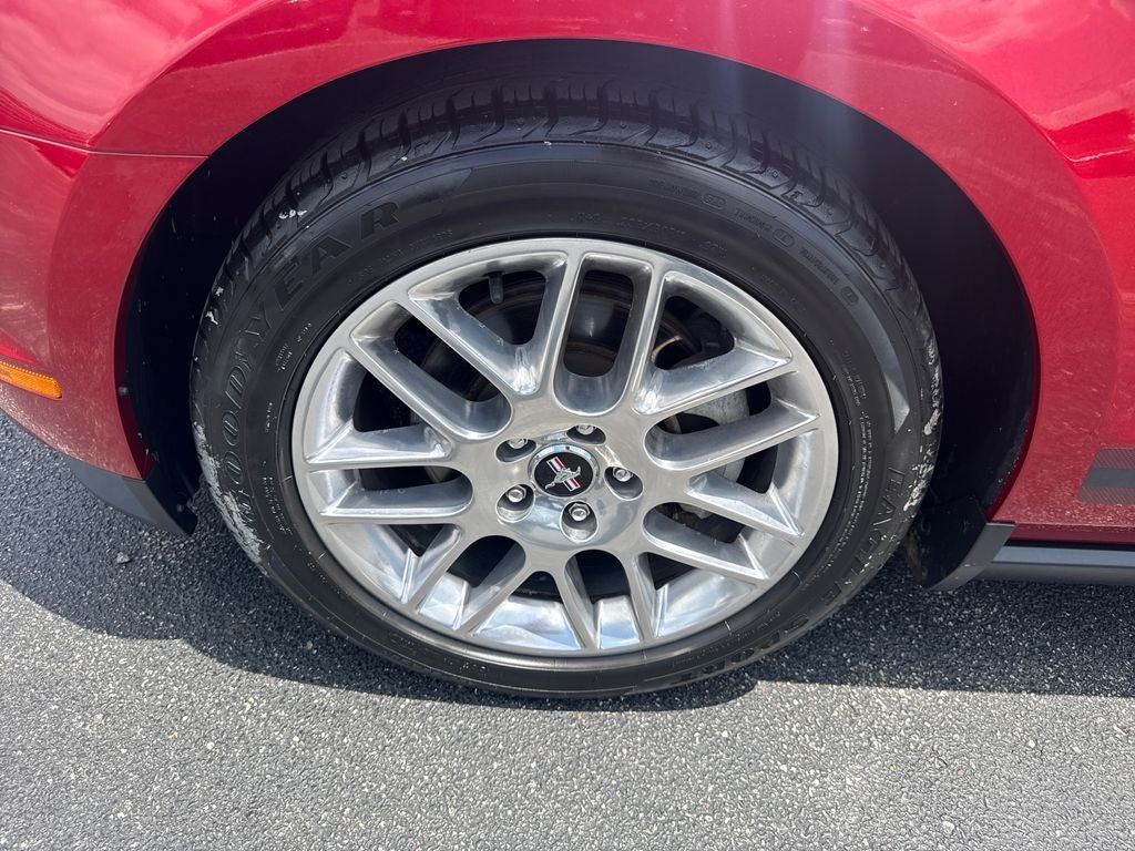2012 Ford Mustang V6 Premium