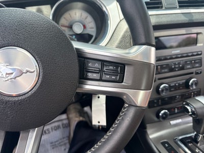 2012 Ford Mustang V6 Premium