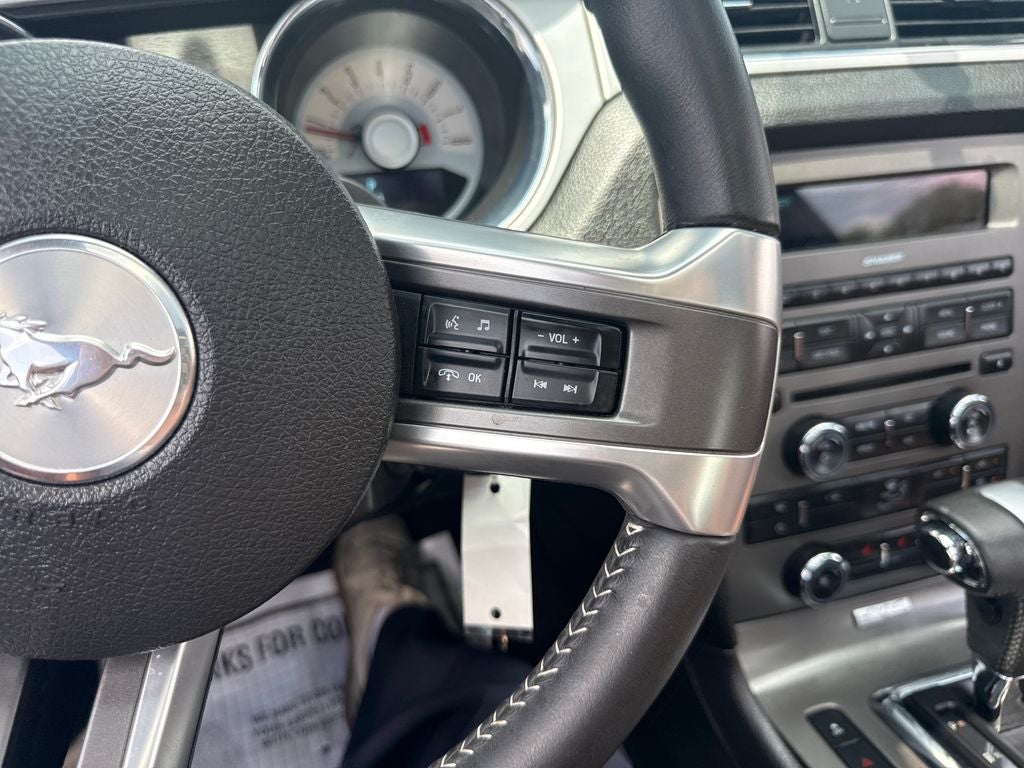 2012 Ford Mustang V6 Premium