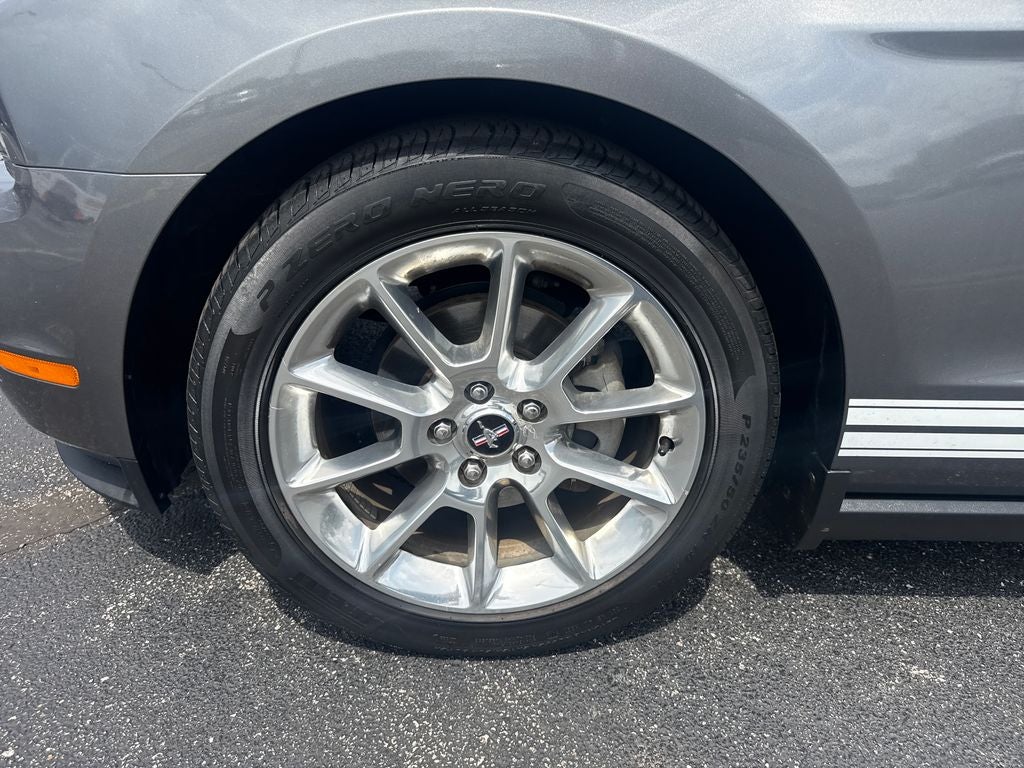 2010 Ford Mustang V6 Premium