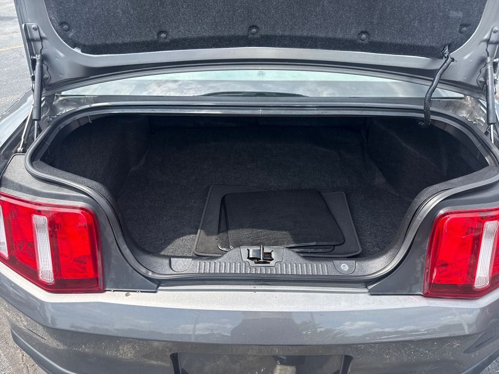 2010 Ford Mustang V6 Premium