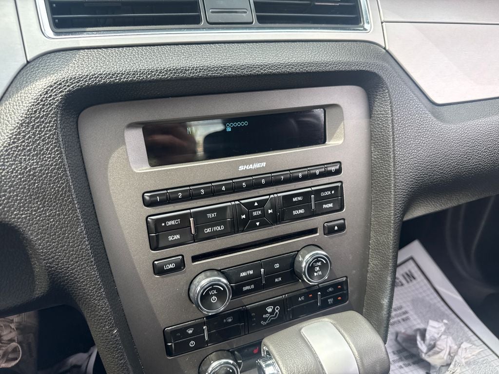 2010 Ford Mustang V6 Premium
