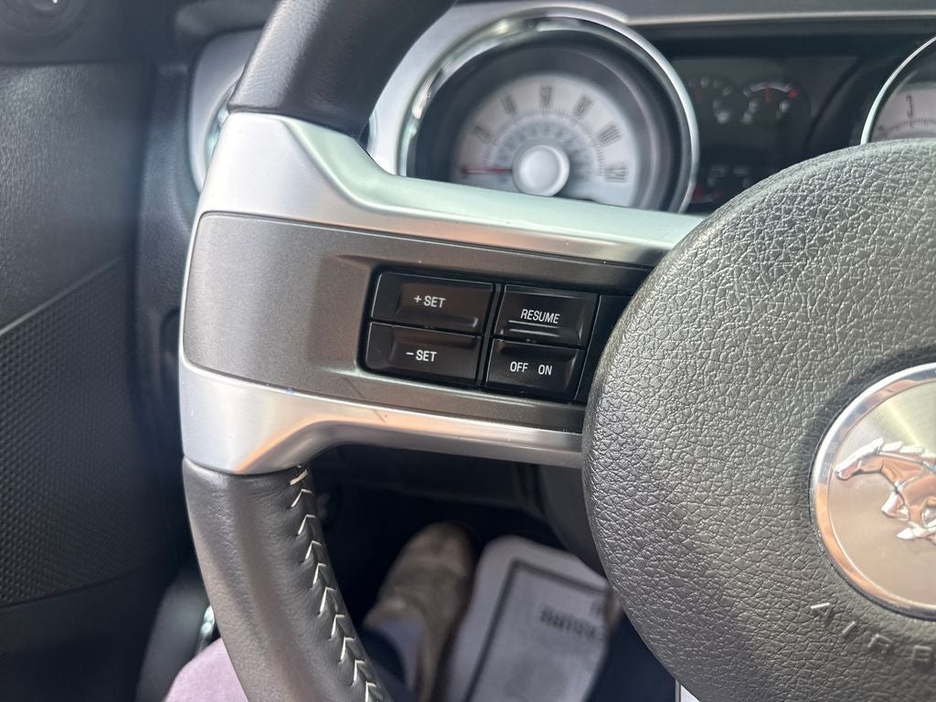 2010 Ford Mustang V6 Premium