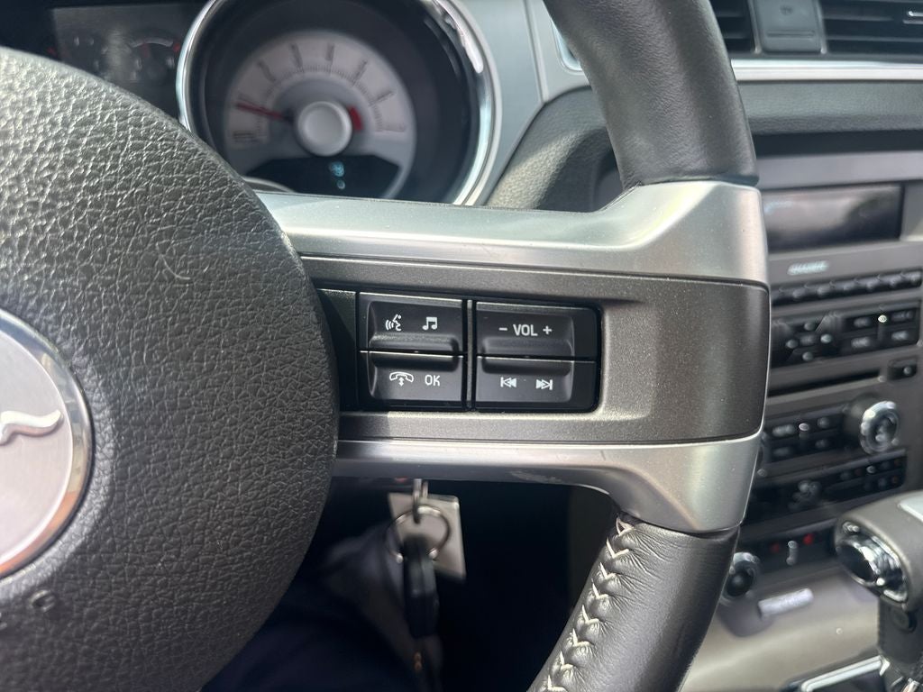 2010 Ford Mustang V6 Premium