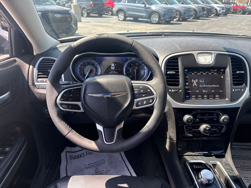 2023 Chrysler 300 Touring