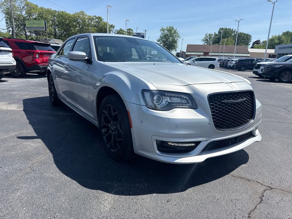 2023 Chrysler 300 Touring
