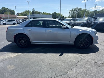 2023 Chrysler 300 Touring