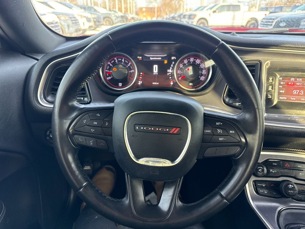 2016 Dodge Challenger SXT