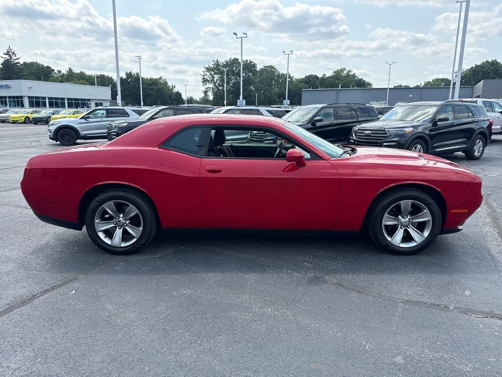 2016 Dodge Challenger SXT
