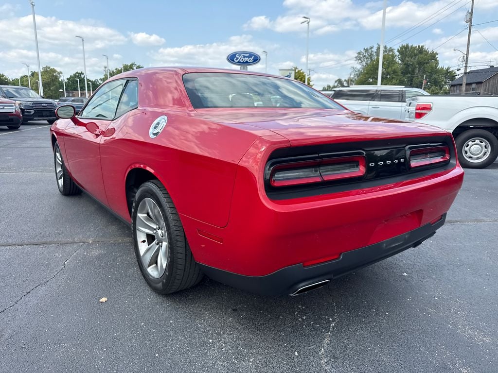 2016 Dodge Challenger SXT