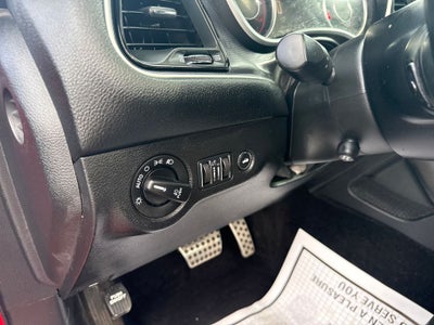 2015 Dodge Challenger SXT