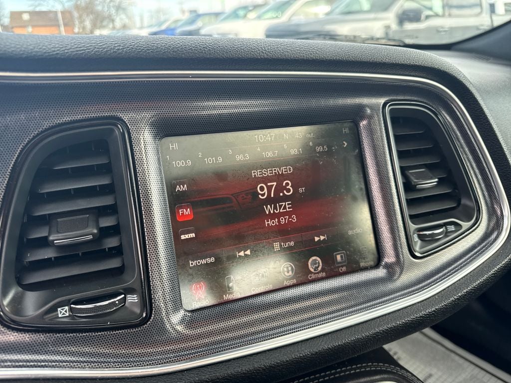 2015 Dodge Challenger SXT