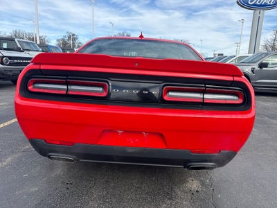 2015 Dodge Challenger SXT