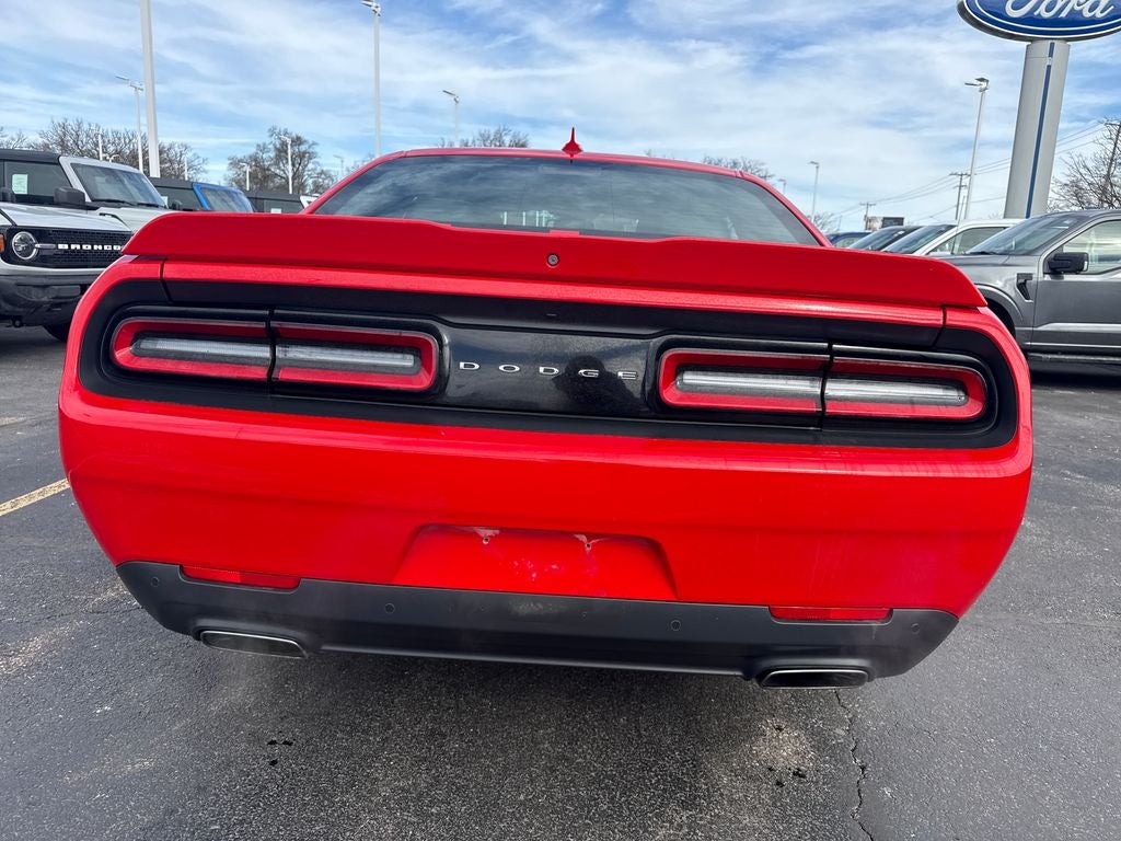 2015 Dodge Challenger SXT