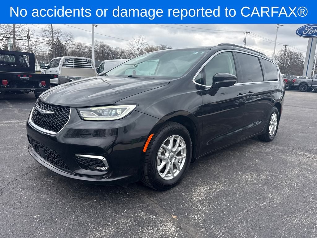 2022 Chrysler Pacifica Touring L