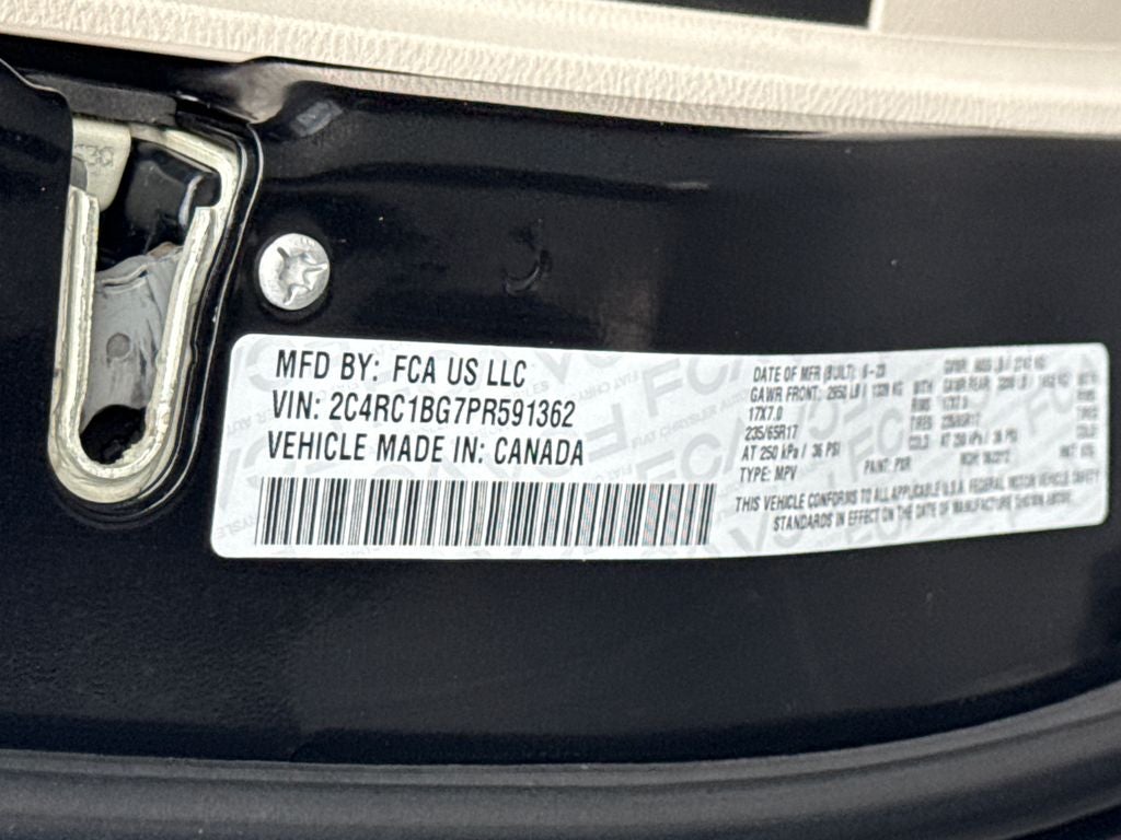 2023 Chrysler Pacifica Touring L