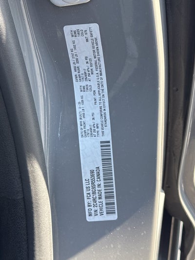 2025 Chrysler Pacifica Select