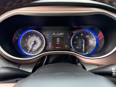 2023 Chrysler Voyager LX