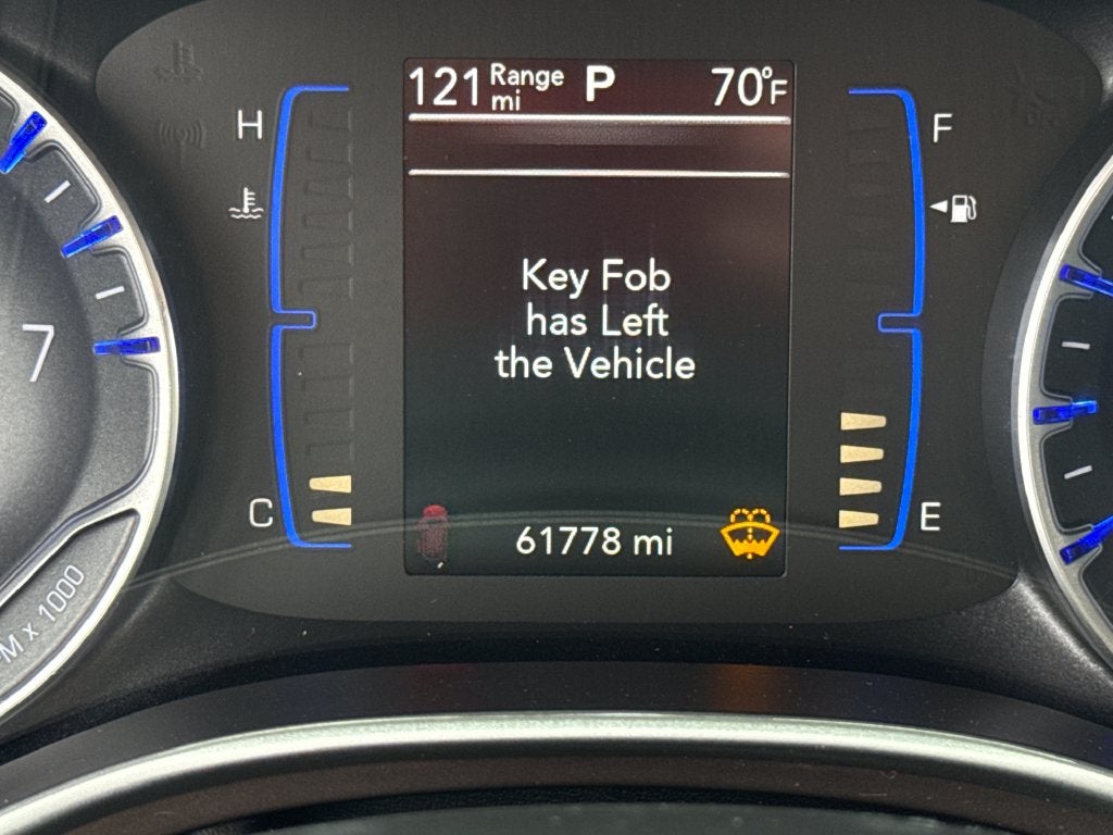 2023 Chrysler Voyager LX
