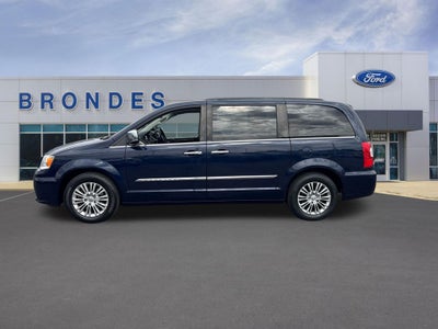 2013 Chrysler Town & Country Touring-L