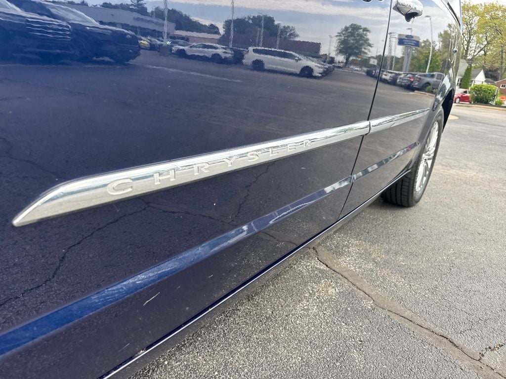 2013 Chrysler Town & Country Touring-L