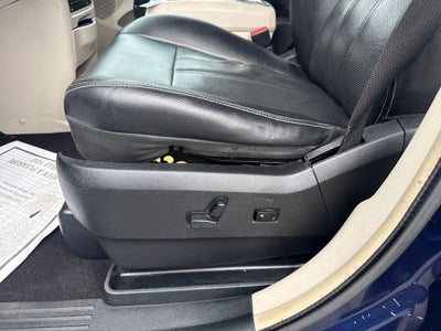 2013 Chrysler Town & Country Touring-L