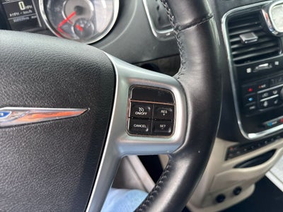 2013 Chrysler Town & Country Touring-L