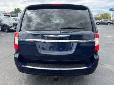 2013 Chrysler Town & Country Touring-L