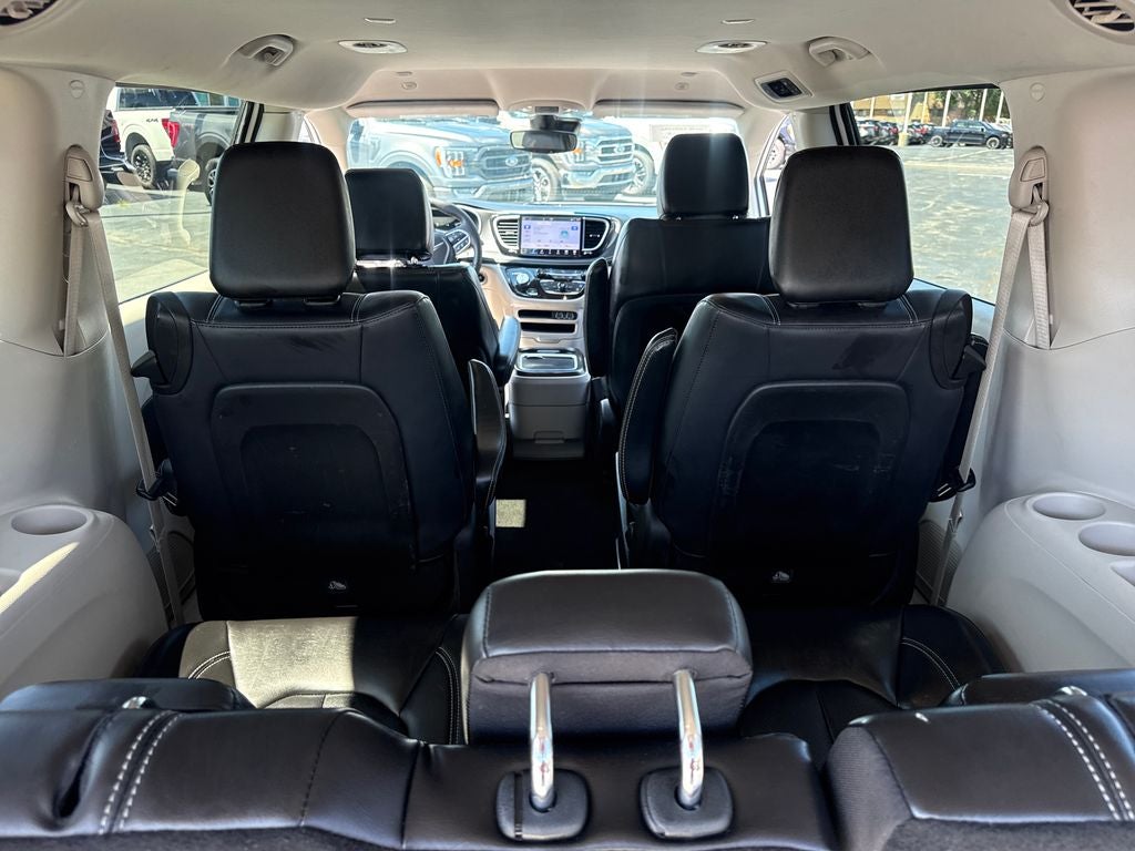 2024 Chrysler Pacifica Hybrid Select