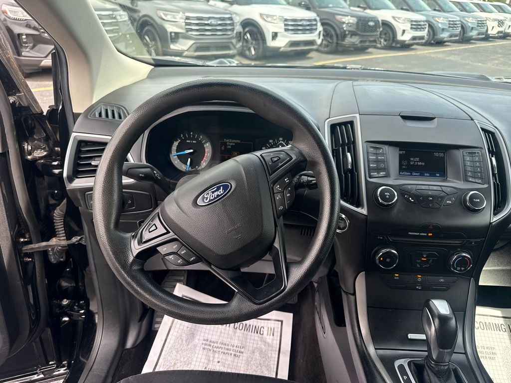 2018 Ford Edge SE