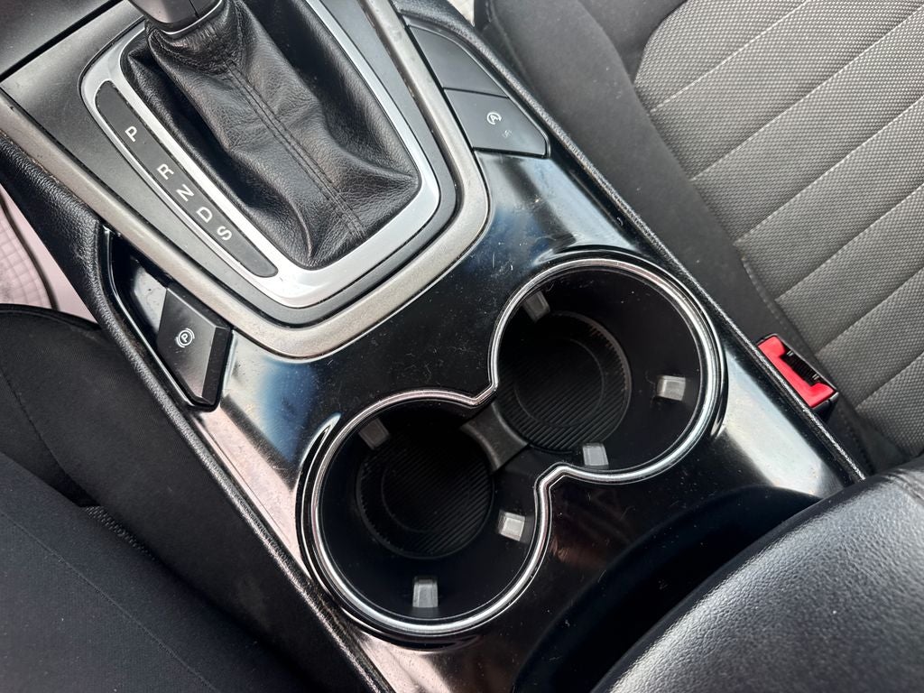 2018 Ford Edge SE