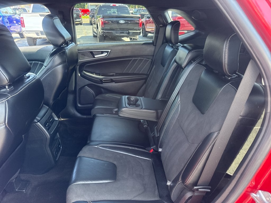 2020 Ford Edge ST