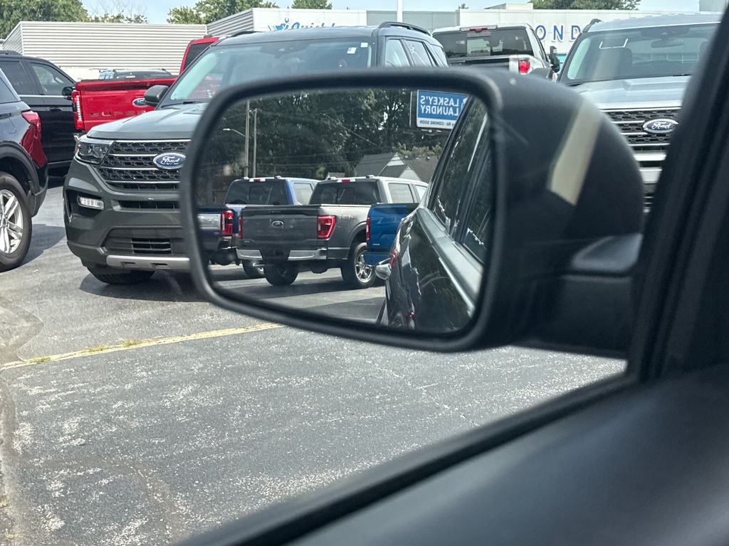 2024 Ford Edge SE