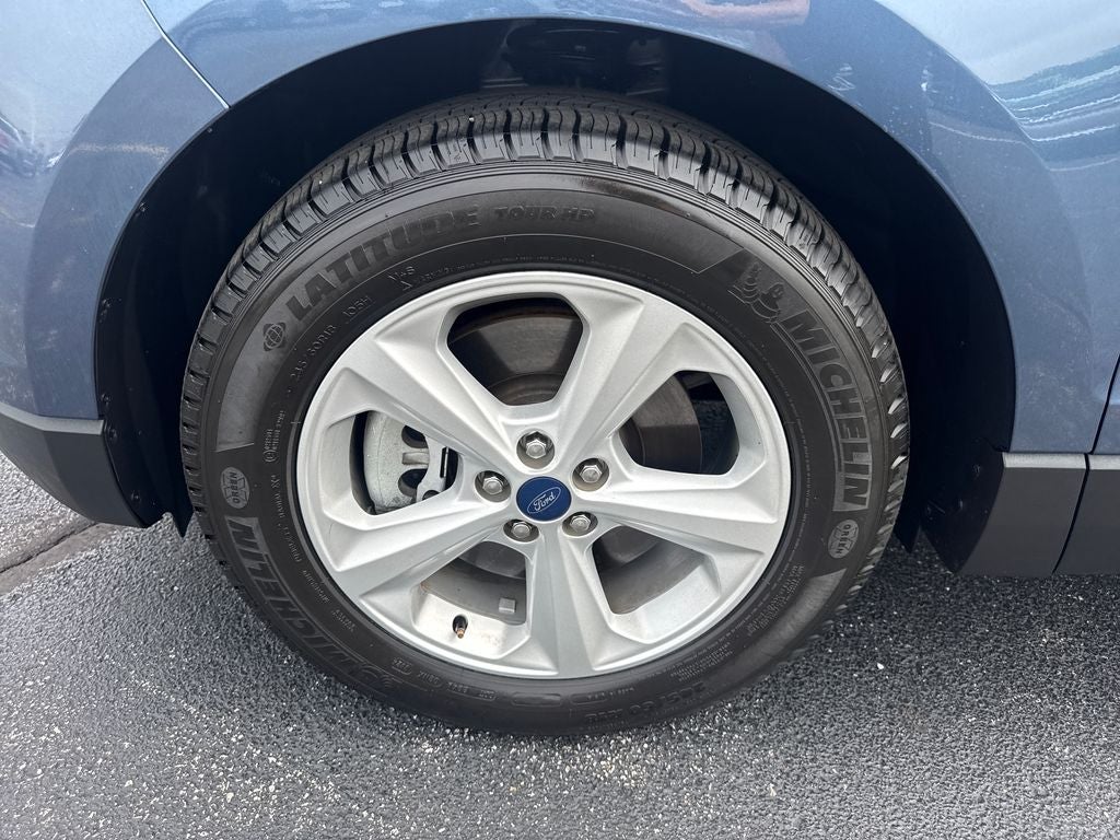 2018 Ford Edge SE