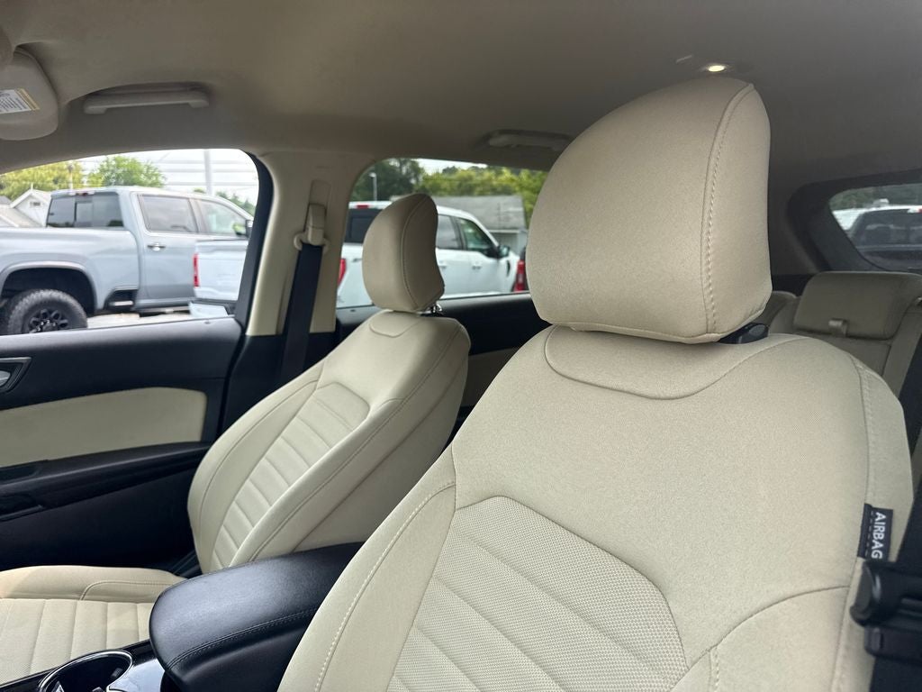 2018 Ford Edge SE
