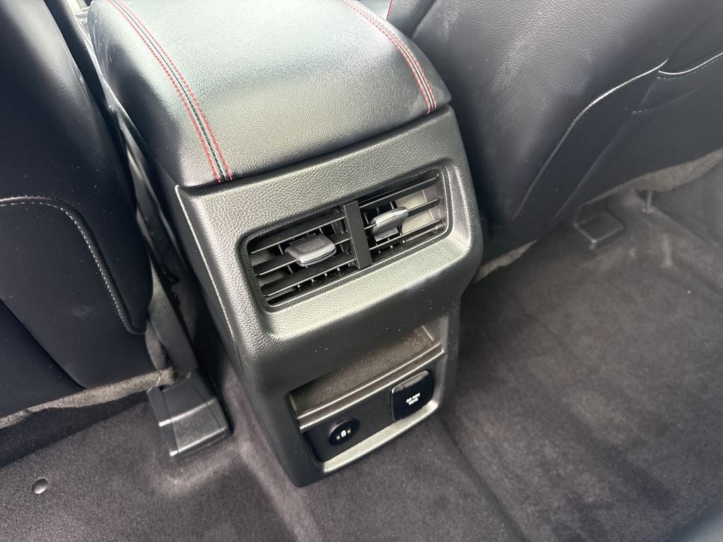 2024 Ford Edge ST Line