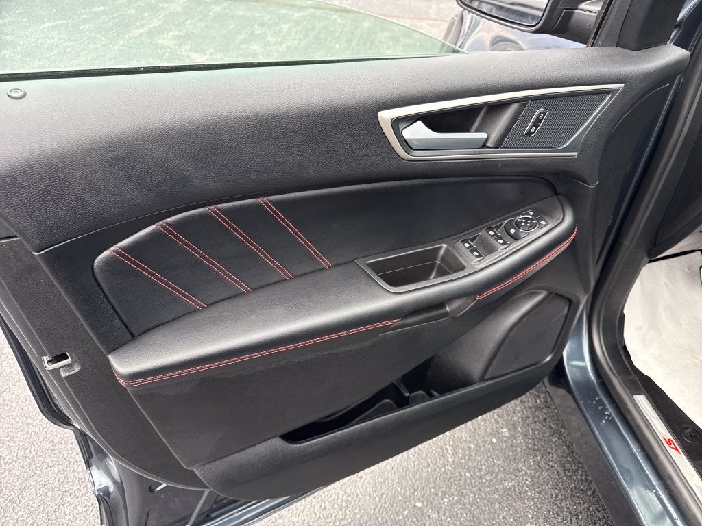 2024 Ford Edge ST Line