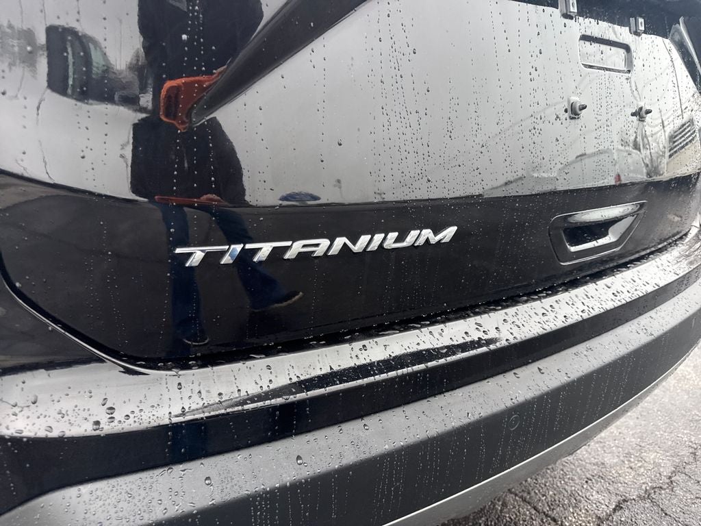 2023 Ford Edge Titanium