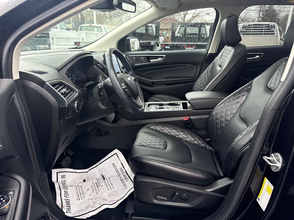 2023 Ford Edge Titanium